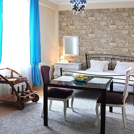 Hotel Gallery Tbilisi Buitenkant foto