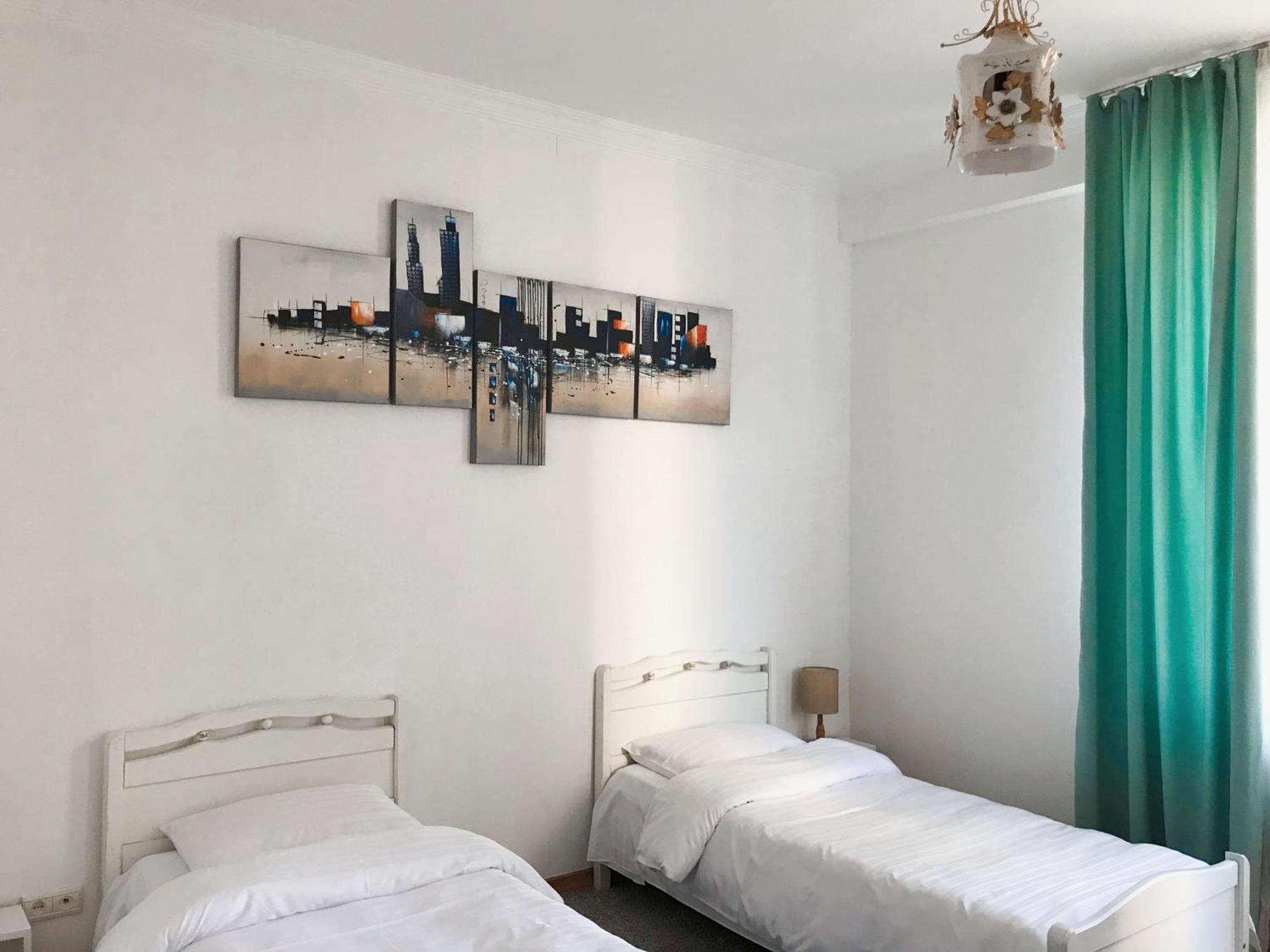 Hotel Gallery Tbilisi Buitenkant foto