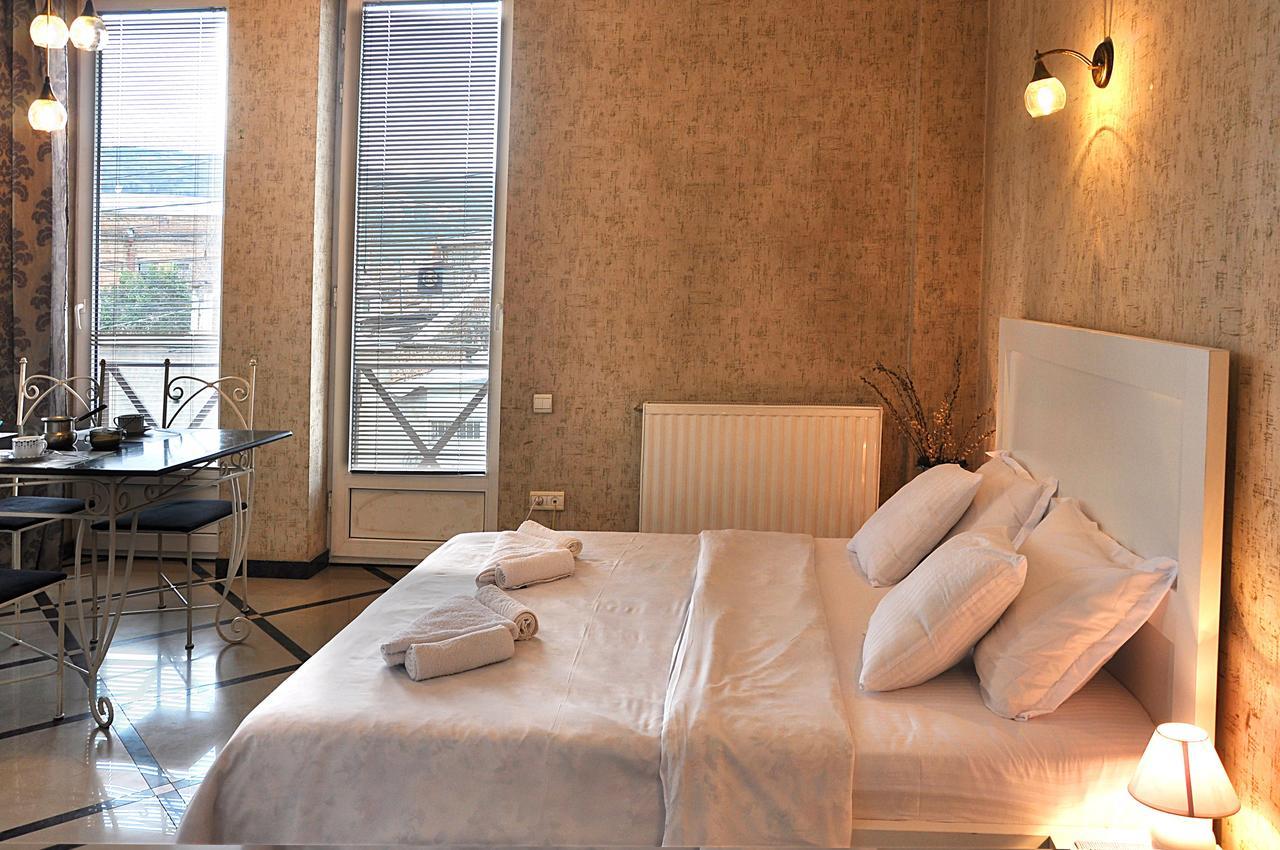 Hotel Gallery Tbilisi Buitenkant foto